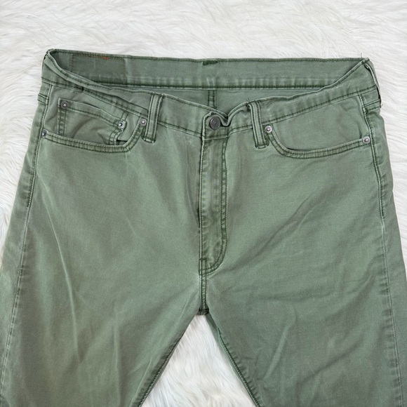 DISCONTINUED Levi's 513 Jeans - Picture 2 of 10